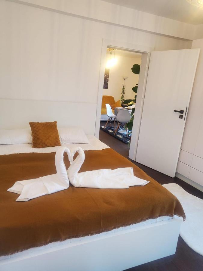 Casa Larisa - Wolves Apartment Sinaia Eksteriør bilde