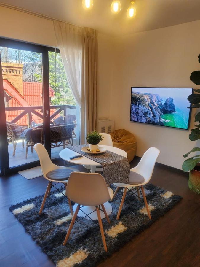 Casa Larisa - Wolves Apartment Sinaia Eksteriør bilde