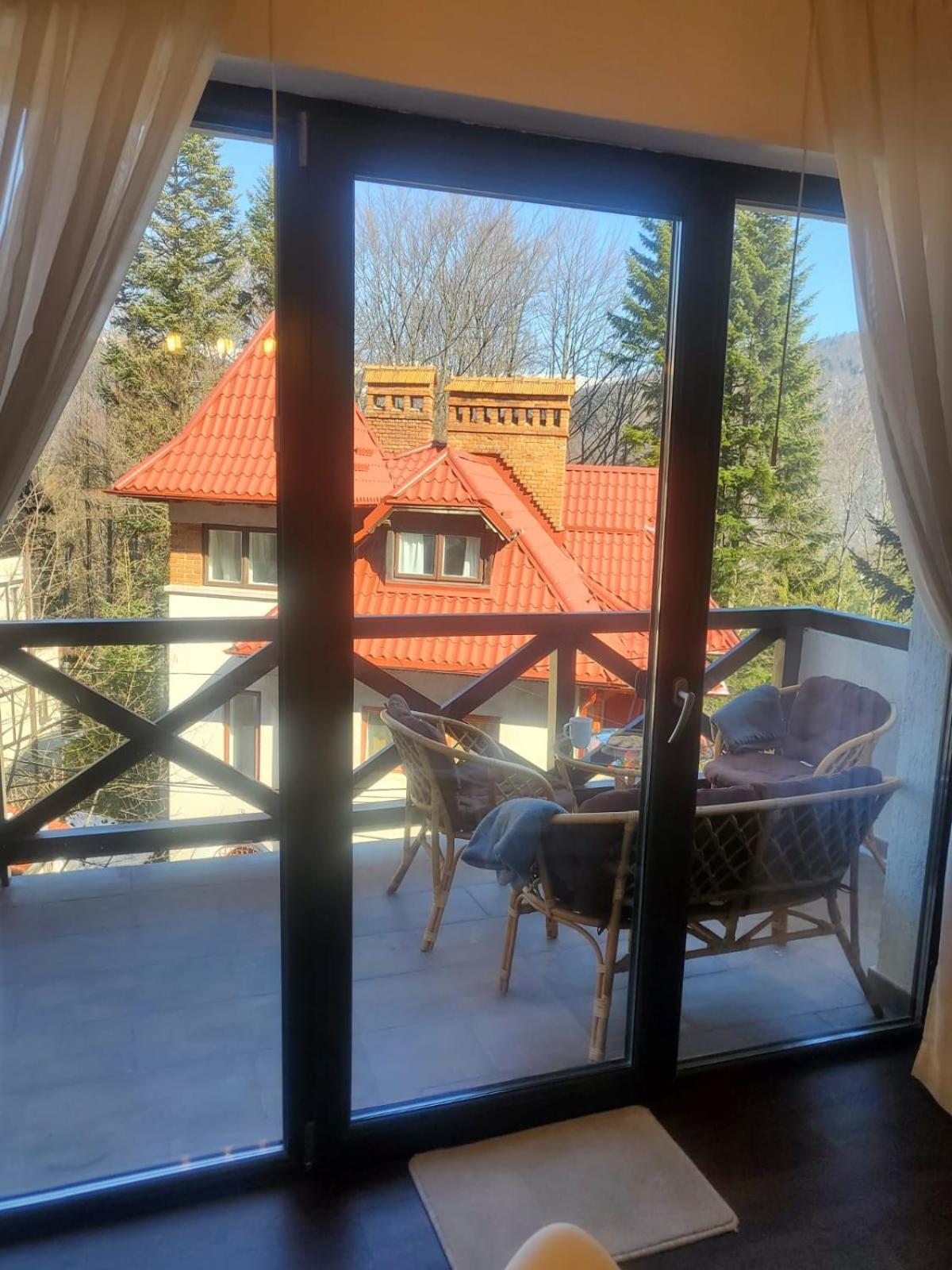 Casa Larisa - Wolves Apartment Sinaia Eksteriør bilde