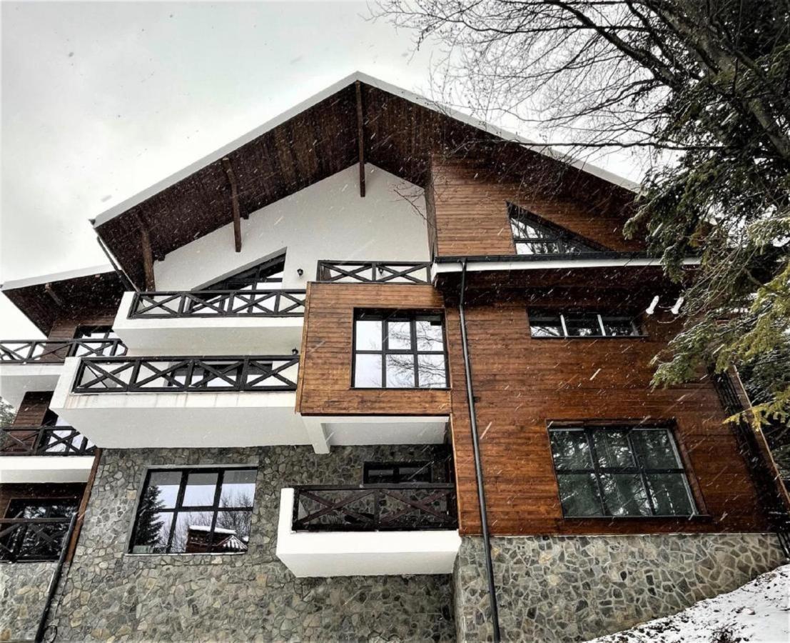 Casa Larisa - Wolves Apartment Sinaia Eksteriør bilde